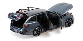 BMW  - M5 Touring 2024 grey metallic - 1:18 - Minichamps - 110023901 - mc110023901 | Toms Modelautos