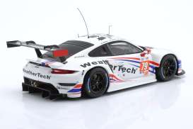 Porsche  - 911 RSR 2022 white/blue/red - 1:18 - IXO Models - LEGT18-23006 - ixLEGT18-23006 | Toms Modelautos