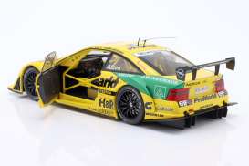 Opel  - Calibra V6 1996 yellow/green - 1:18 - Werk83 - W1802010 - W1802010 | Toms Modelautos