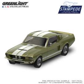 Ford Mustang - GT-500 Fastback 1967 lime gold - 1:64 - GreenLight - 125402A - gl125402A | Toms Modelautos
