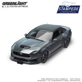 Ford Mustang - GT 5.0 Convertible  2024 dark grey - 1:64 - GreenLight - 125402F - gl125402F | Toms Modelautos