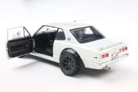 Nissan  - Skyline (C10) 1970 white - 1:18 - Solido - 1813001 - soli1813001 | Toms Modelautos