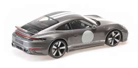 Porsche  - 911 (992) Sport Classic 2022 grey - 1:18 - Minichamps - 155062004 - mc155062004 | Toms Modelautos