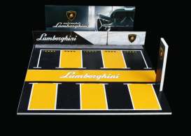 diorama Accessoires - Lamborghini parking lot orange/black - 1:64 - Black Box Diorama - MO925012 - MO925012 | Toms Modelautos