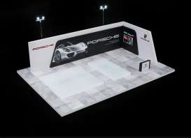 diorama Accessoires - Porsche with light  white-black - 1:64 - Black Box Diorama - MO925201 - MO925201 | Toms Modelautos