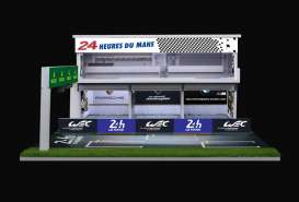 diorama Accessoires - Lemans 24h with light various - 1:64 - Black Box Diorama - MO936302 - MO936302 | Toms Modelautos