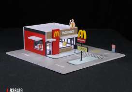 diorama Accessoires - McDonald's with light various - 1:64 - Black Box Diorama - MO936419 - MO936419 | Toms Modelautos
