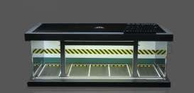 diorama Accessoires - Parking lot with light green/yellow/white - 1:64 - Black Box Diorama - MO960117 - MO960117 | Toms Modelautos