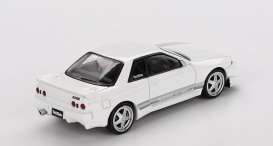 Nissan  - Skyline 2011 white - 1:64 - Mini GT - 01066R - MGT01066Rhd | Toms Modelautos