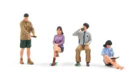 diorama  - Civilians Set  various - 1:64 - XCartoys - X28 - XcarX28Civilians | Toms Modelautos