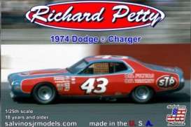 Dodge  - Charger 1974  - 1:24 - Salvinos - SALRPDC1974D - SALRPDC1974D | Toms Modelautos