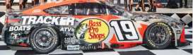 Toyota  - Carmy XSE 2025 orange/grey - 1:24 - Action Racing Collectibles - W192523BPSCJP - arcW192523BPSCJP | Toms Modelautos