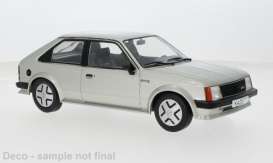 Opel  - Kadett D GTE 1983 silver - 1:18 - MCG - MCG18533 - MCG18533 | Toms Modelautos