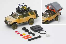 Toyota  - 4 Runner silver muddy - 1:64 - GCD - KS-051-539 - GCD-KS-051-539 | Toms Modelautos