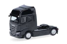 Iveco  - S-Way black - 1:87 - Herpa - H319461 - herpa319461 | Toms Modelautos
