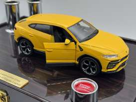 Lamborghini  - Urus yellow - 1:24 - Echoes of Engine Legacy - EEL-LURU005 - EEL-LURU005 | Toms Modelautos