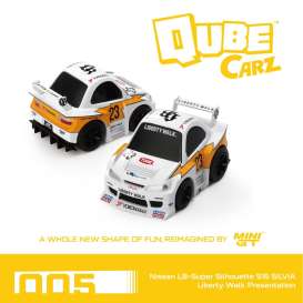 Nissan  - Silvia 2025 white/orange - 1:64 - Mini GT - QZ00501-BL - MGQZ00501-BL | Toms Modelautos