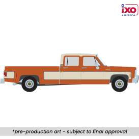 Chevrolet  - K30 1975 bronze/tan - 1:64 - IXO America - IA64019 - ixoIA64019 | Toms Modelautos