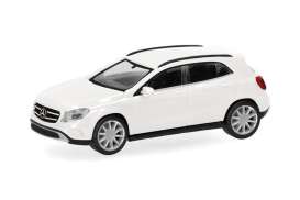 Mercedes Benz  - GLA Klasse white - 1:87 - Herpa - 028318-002 - herpa028318-002 | Toms Modelautos