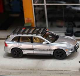 Porsche  - Cayenne silver - 1:64 - Street Weapon - STW199 - STW199 | Toms Modelautos