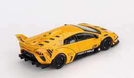 Lamborghini  - Murcielago  2025 yellow - 1:64 - Mini GT - 01135L - MGT01135L | Toms Modelautos