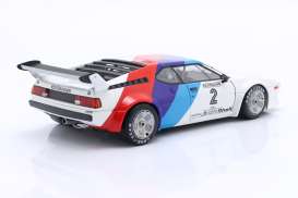 BMW  - M1 1979 white/red/blue - 1:18 - Werk83 - W1803020 - W1803020 | Toms Modelautos