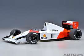 McLaren Honda - MP4/6 1991 white/red - 1:18 - AutoArt - 89150 - autoart89150 | Tom's Modelauto's