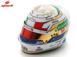Helmet  - Gabriel Bortoleto  2025 various - 1:5 - Spark - 5HF224 - spa5HF224 | Toms Modelautos
