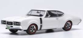 Oldsmobile  - 442 W-30 1970 white - 1:43 - IXO Models - IXOCLC621N.22 - ixoCLC621 | Toms Modelautos