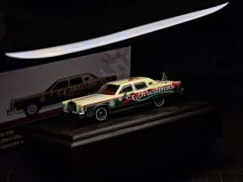 Lincoln  - Continental Town Car 1979 champagne/dark jade - 1:64 - SunStar - 60003 - sun60003 | Toms Modelautos