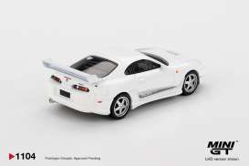 Toyota  - Supra MK4 2014 white pearl metallic - 1:64 - Mini GT - 01104L - MGT01104Lhd | Toms Modelautos