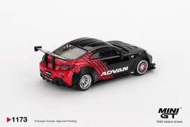 Toyota  - GR86 2025 black/red - 1:64 - Mini GT - 01173R - MGT01173Rhd | Toms Modelautos