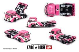 Volkswagen  - T1 1972 pink/white - 1:64 - Mini GT - KHMG245 - MGTKHMG245 | Toms Modelautos