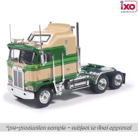 Kenworth  - K100 Aerodyne  1976 tan/green - 1:64 - IXO America - U64TR026 - ixoU64TR026 | Toms Modelautos