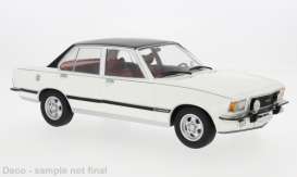 Opel  - Commodore B 1972 white - 1:18 - MCG - 275076 - MCG18564 | Toms Modelautos