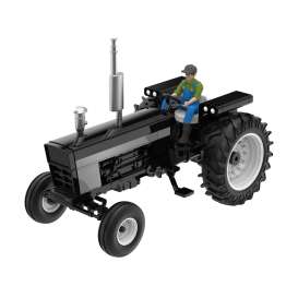 Tractor  - 1973 black/silver - 1:64 - GreenLight - 48120C - gl48120C | Toms Modelautos