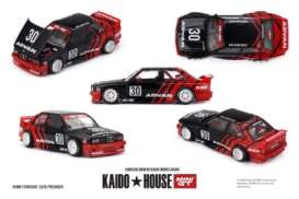 BMW  - M3 (E30) 2025 red/black - 1:64 - Mini GT - KHMG266 - MGTKHMG266 | Toms Modelautos