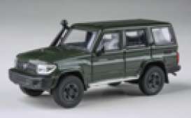 Toyota  - Landcruiser LC76 2014 green - 1:64 - Para64 - PA-66313 - pa66313 | Toms Modelautos