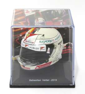 Helmet  - 2015 white - 1:5 - Magazine Models - HELFE96 - HELFE96 | Toms Modelautos