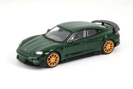 Porsche  - Taycan Turbo GT  green - 1:64 - Trends Hobby - 241087C - TH241087C | Toms Modelautos