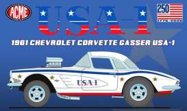 Chevrolet  - Corvette 1961 white/blue/red - 1:18 - Acme Diecast - 1800939USA - acme1800939USA | Toms Modelautos