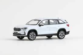 Skoda  - Kodiaq II 2023 moon white metallic - 1:43 - Abrex - 143AB-045EJ - ab143AB-045EJ | Toms Modelautos