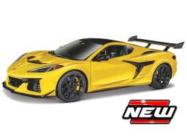 Chevrolet  - Corvette ZR1 2025 yellow - 1:43 - Bburago - 18-30483 - bura30483 | Toms Modelautos