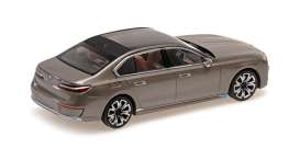 BMW  - I7 2023 grey - 1:43 - Minichamps - 410024200 - mc410024200 | Toms Modelautos