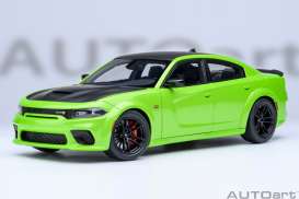 Dodge  - Charger green - 1:18 - AutoArt - 71758 - autoart71758 | Toms Modelautos