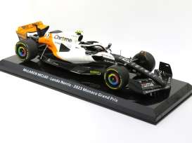 McLaren  - MCL60 2023 white/black/orange  - 1:24 - Magazine Models - MW2ALA0106 - mag24McLaren | Toms Modelautos