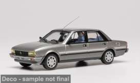 Peugeot  - 505 Turbo 1984 silver - 1:43 - IXO Models - 1005992 - ixoCLC638 | Toms Modelautos