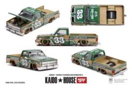 Chevrolet  - Silverado 1980 green/gold - 1:64 - Mini GT - KHMG267 - MGTKHMG267 | Toms Modelautos