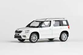 Skoda  - Yeti FL 2013 white - 1:43 - Abrex - 143AB-031E - ab143AB-031E | Toms Modelautos
