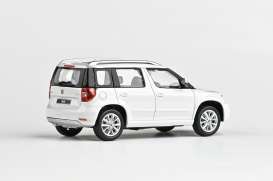Skoda  - Yeti FL 2013 white - 1:43 - Abrex - 143AB-031E - ab143AB-031E | Toms Modelautos
